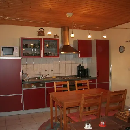 شقة Mit Terrasse Im Sanierten Fachwerkhof By Interhome *