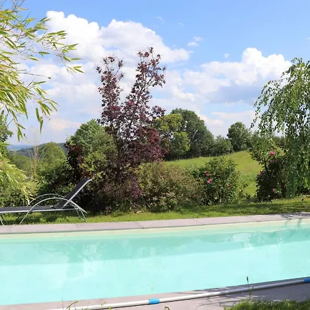 Mit Terrasse Im Sanierten Fachwerkhof By Interhome アパート *